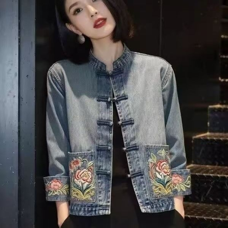 Wiosenno-jesienna, piękna, haf – Embroidery Jeans recenzja i cena